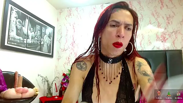 Snapshot of VanessaWolf chatting on October 2025 02:37:01 PM VanessaWolf online show from October 2025 02:37:01 PM