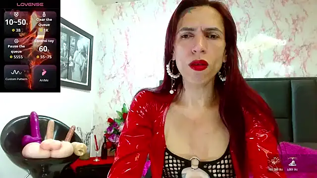 Snapshot of VanessaWolf chatting on October 2025 12:02:02 PM VanessaWolf online show from October 2025 12:02:02 PM