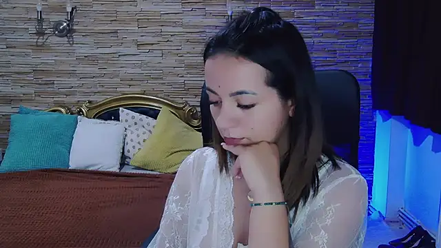 PlayfulElla online show from December 2024 04:29:02 PM
