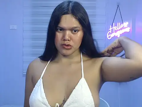 Snapshot of Miss_Ivanawolf chatting on December 2024 01:22:02 PM Miss Ivanawolf online show from December 2024 01:22:02 PM