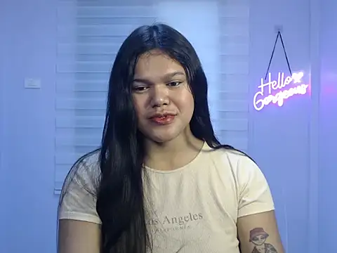 Snapshot of Miss_Ivanawolf chatting on December 2024 02:24:01 AM Miss Ivanawolf online show from December 2024 02:24:01 AM