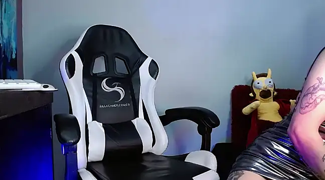 Ardat Lili69 online show from December 2024 04:25:01 PM