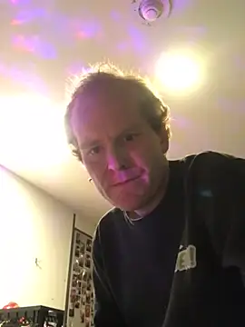 Snapshot of Janssen88 chatting on January 2025 09:42:02 PM Janssen88 online show from January 2025 09:42:02 PM