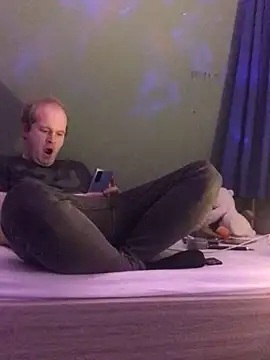 Snapshot of Janssen88 chatting on January 2025 08:37:02 PM Janssen88 online show from January 2025 08:37:02 PM