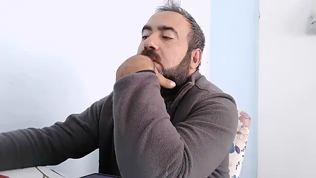 Snapshot of ZYXEL353 chatting on October 2025 12:05:01 PM ZYXEL353 online show from October 2025 12:05:01 PM