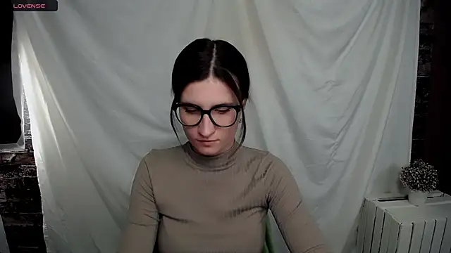 Snapshot of MaryEm976 chatting on January 2025 10:34:02 AM MaryEm976 online show from January 2025 10:34:02 AM