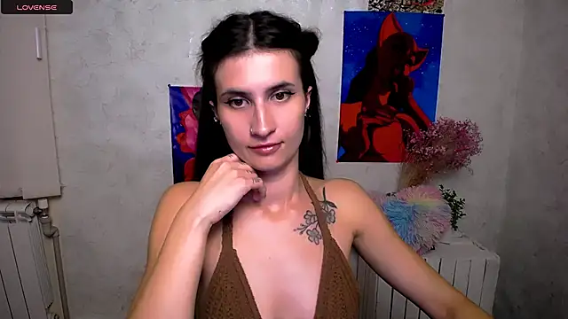 Snapshot of MaryEm976 chatting on September 2025 11:34:02 AM MaryEm976 online show from September 2025 11:34:02 AM