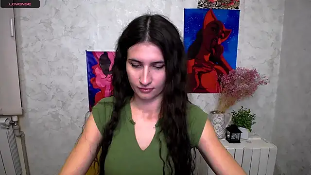 Snapshot of MaryEm976 chatting on October 2025 08:44:01 AM MaryEm976 online show from October 2025 08:44:01 AM