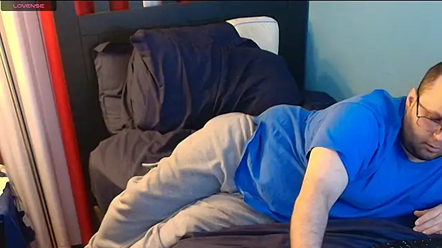 Snapshot of lefty15242 chatting on October 2025 05:17:02 AM lefty15242 online show from October 2025 05:17:02 AM