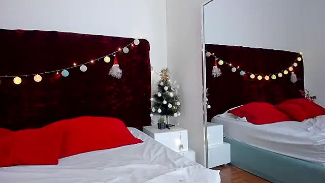 marianaaguii online show from December 2024 12:55:02 PM