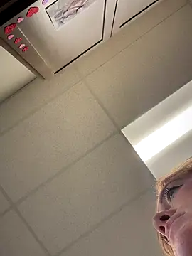 cinnatitties online show from September 2025 08:11:02 PM