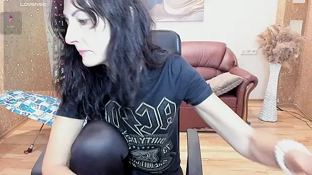 Snapshot of Dana_Haliti chatting on September 2025 11:37:01 AM Dana Haliti online show from September 2025 11:37:01 AM