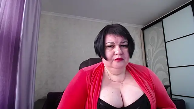 Snapshot of JuicyLady_Di chatting on October 2025 05:22:02 AM JuicyLady Di online show from October 2025 05:22:02 AM