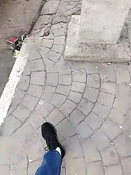 Snapshot of K-27 chatting on October 2025 08:36:02 AM K-27 online show from October 2025 08:36:02 AM