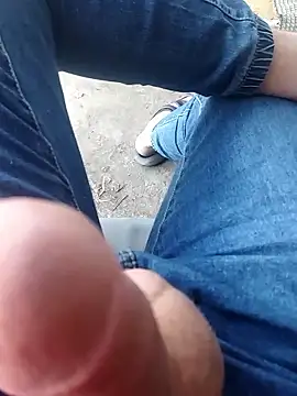 Snapshot of K-27 chatting on November 2025 03:55:01 PM K-27 online show from November 2025 03:55:01 PM