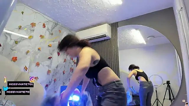 Katemoss70 online show from November 2025 12:27:02 PM