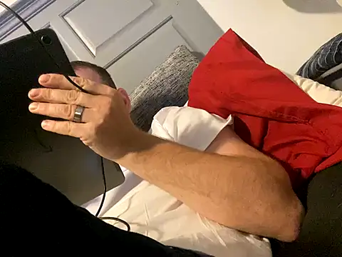 blueeyes3W online show from December 2024 04:20:01 PM