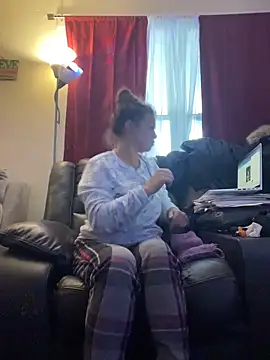 bustybunny25 online show from December 2025 02:56:02 PM