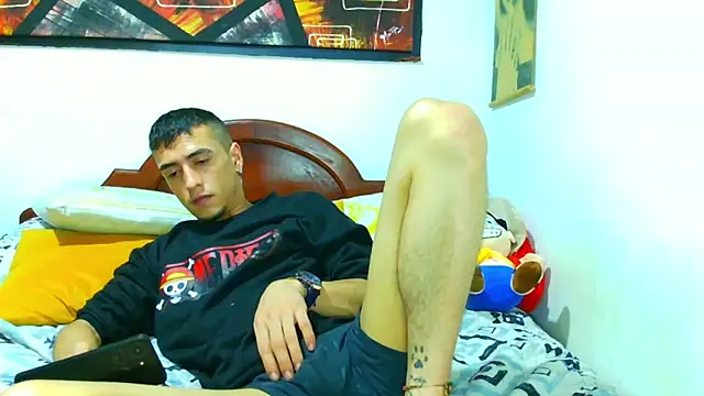 Snapshot of ryan_maxy chatting on October 2025 02:39:02 PM ryan maxy online show from October 2025 02:39:02 PM