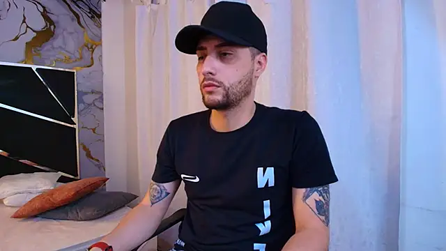 Snapshot of Pleasure_Vibes23 chatting on October 2025 09:48:02 PM Pleasure Vibes23 online show from October 2025 09:48:02 PM