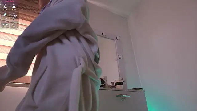 Snapshot of Pleasure_Vibes23 chatting on October 2025 01:18:01 PM Pleasure Vibes23 online show from October 2025 01:18:01 PM