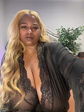 BigFineSelena online show from January 2025 02:47:02 PM
