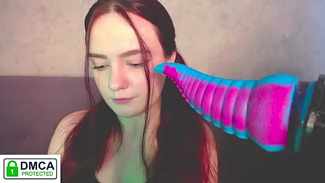 Snapshot of Alyssa___Scarlet chatting on January 2025 09:12:01 AM Alyssa Scarlet online show from January 2025 09:12:01 AM