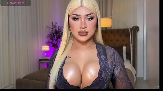 Your Majesty Tyra online show from November 2025 04:26:02 AM