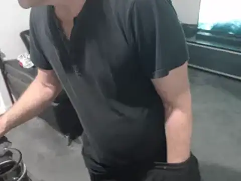 Snapshot of shhhoot73 chatting on November 2025 03:56:01 PM shhhoot73 online show from November 2025 03:56:01 PM