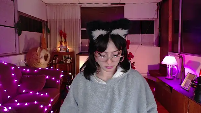 Aquamarinebubble online show from October 2025 02:25:02 AM