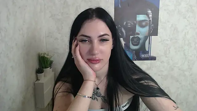 Snapshot of MisssShy_ chatting on November 2025 07:42:02 AM MisssShy online show from November 2025 07:42:02 AM