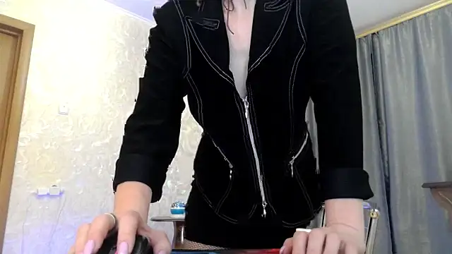 Snapshot of elenaza chatting on October 2025 08:05:02 PM elenaza online show from October 2025 08:05:02 PM