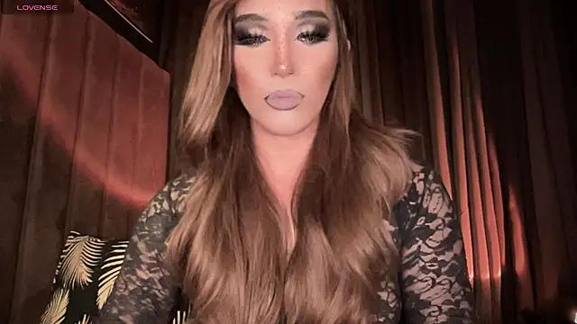 Snapshot of Lo_la_69 chatting on November 2025 03:17:01 AM Lo la 69 online show from November 2025 03:17:01 AM