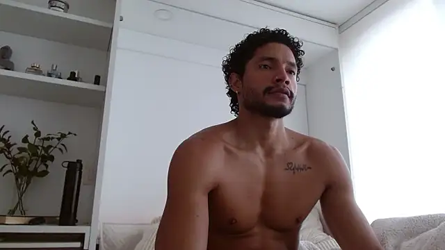 Robyn Miller online show from October 2025 01:55:01 PM