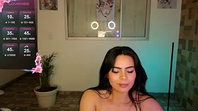 sexyladyy  online show from February 2025 02:09:02 PM