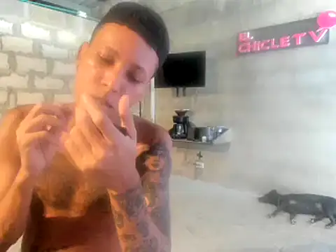 EL-CHICLE-TV online show from January 2025 08:15:02 PM