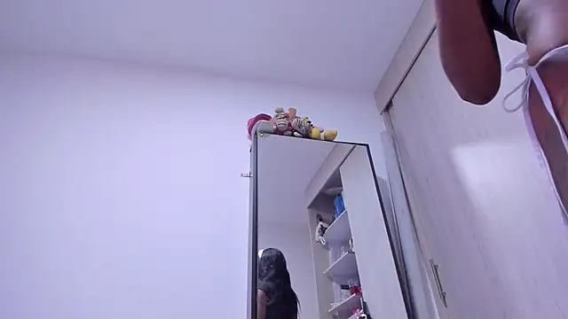 CuteEbony1 online show from September 2025 06:11:02 PM