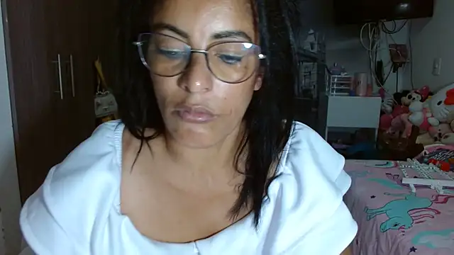 Snapshot of kateleyagrey chatting on December 2024 12:12:02 AM kateleyagrey online show from December 2024 12:12:02 AM