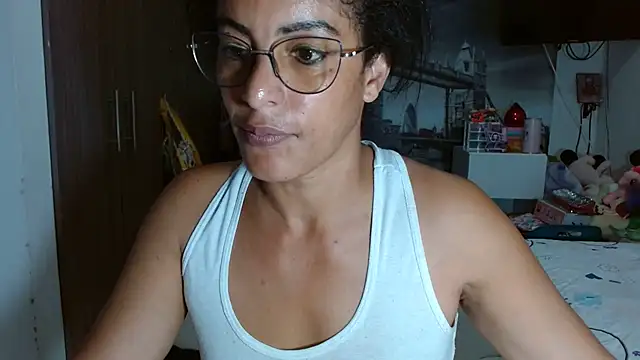 Snapshot of kateleyagrey chatting on December 2024 10:07:01 AM kateleyagrey online show from December 2024 10:07:01 AM