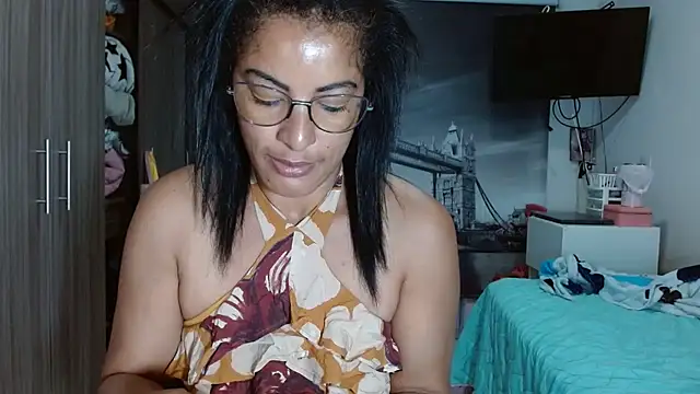 Snapshot of kateleyagrey chatting on January 2025 11:17:01 AM kateleyagrey online show from January 2025 11:17:01 AM