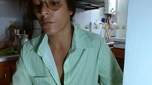 Snapshot of kateleyagrey chatting on March 2025 03:30:02 PM kateleyagrey online show from March 2025 03:30:02 PM
