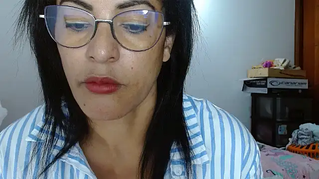 Snapshot of kateleyagrey chatting on March 2025 12:40:02 PM kateleyagrey online show from March 2025 12:40:02 PM