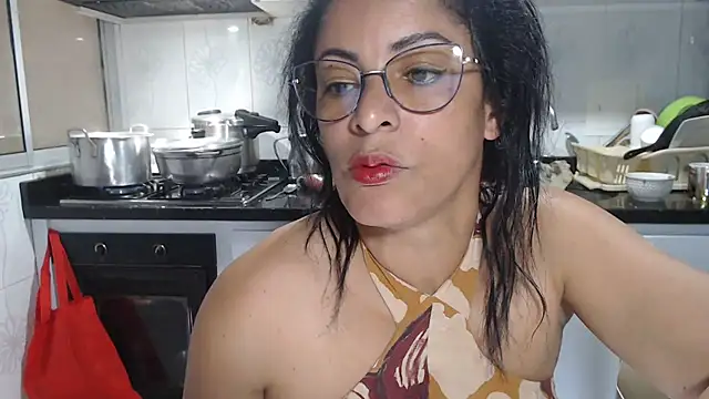 Snapshot of kateleyagrey chatting on September 2025 07:59:01 PM kateleyagrey online show from September 2025 07:59:01 PM