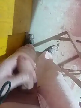 Snapshot of GeilerSchweizer chatting on January 2025 02:39:01 PM GeilerSchweizer online show from January 2025 02:39:01 PM