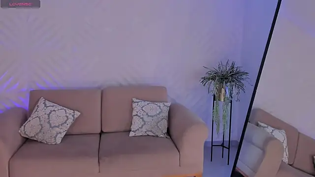 RoseFerrera online show from November 2025 08:08:01 PM