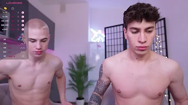 Evan  White  online show from December 2024 08:09:02 AM