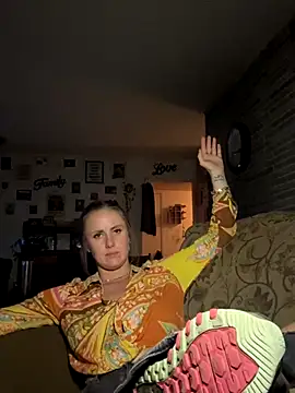 Snapshot of ClumsyLink chatting on November 2025 10:39:02 AM ClumsyLink online show from November 2025 10:39:02 AM