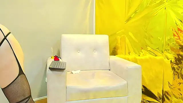Savvanahh online show from December 2024 03:31:02 PM