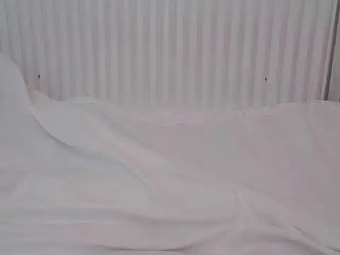 RealLittleRedRidingHood online show from October 2025 11:52:01 AM