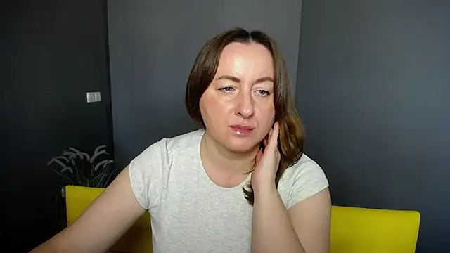 Snapshot of Abby_Taylorr chatting on November 2025 07:11:02 AM Abby Taylorr online show from November 2025 07:11:02 AM